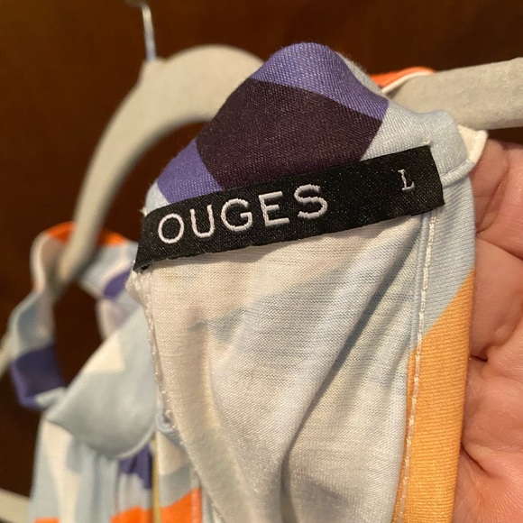 Halter style dress. - Picture 5 of 5